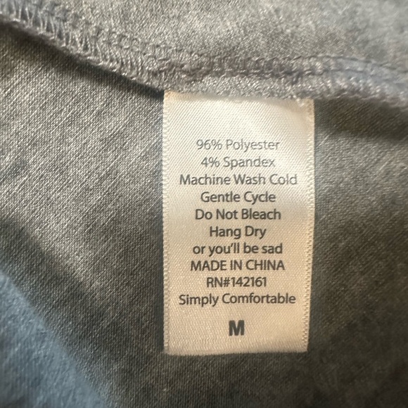 Lularoe Swing Tunic Top Size Medium Heather Gray Short Sleeve Chest Pocket - Picture 5 of 9